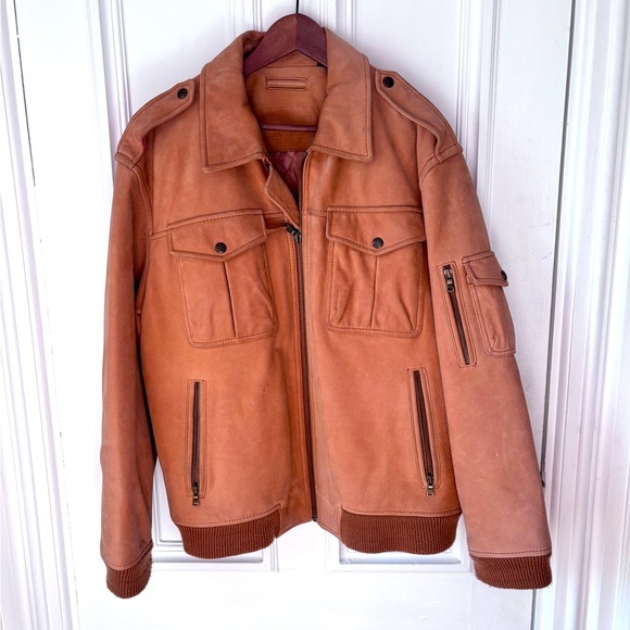 Roundtree & Yorke Other - Roundtree & Yorke Tan Leather Lined Zip Front Bomber Jacket Thrashed Large